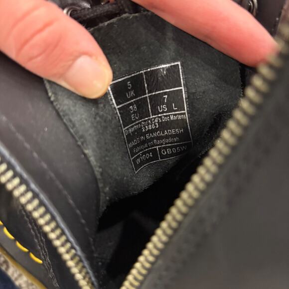 Dr. Martens 1460 Pascal Nappa Zipper Boots Women's US 7 Black Lace Up/Zip - Picture 2 of 9